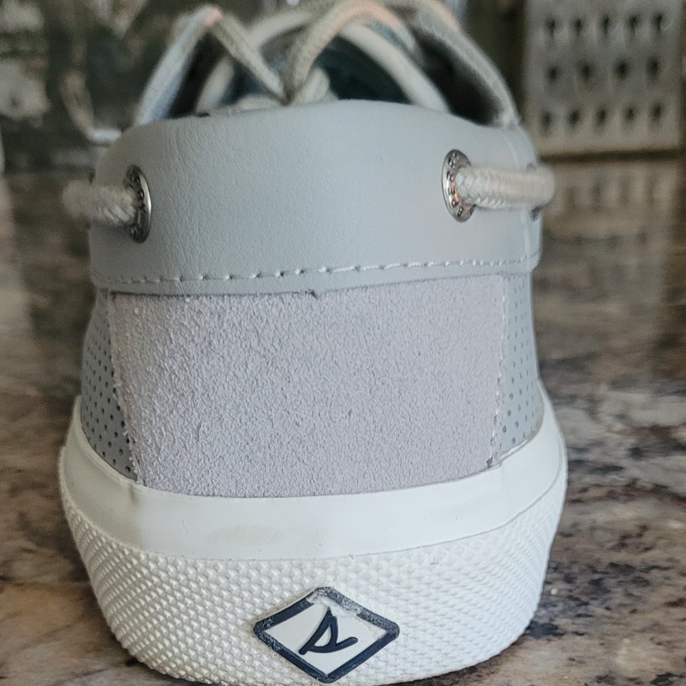 Mens shoes